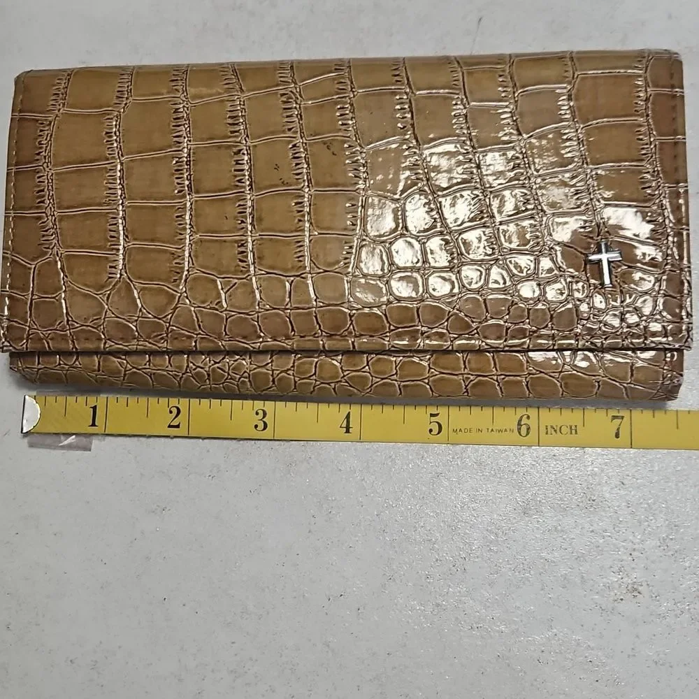 The Metropolitan Tan Crocodile-Embossed Women's Clutch